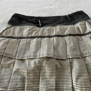 Lululemon Skirt Size 6